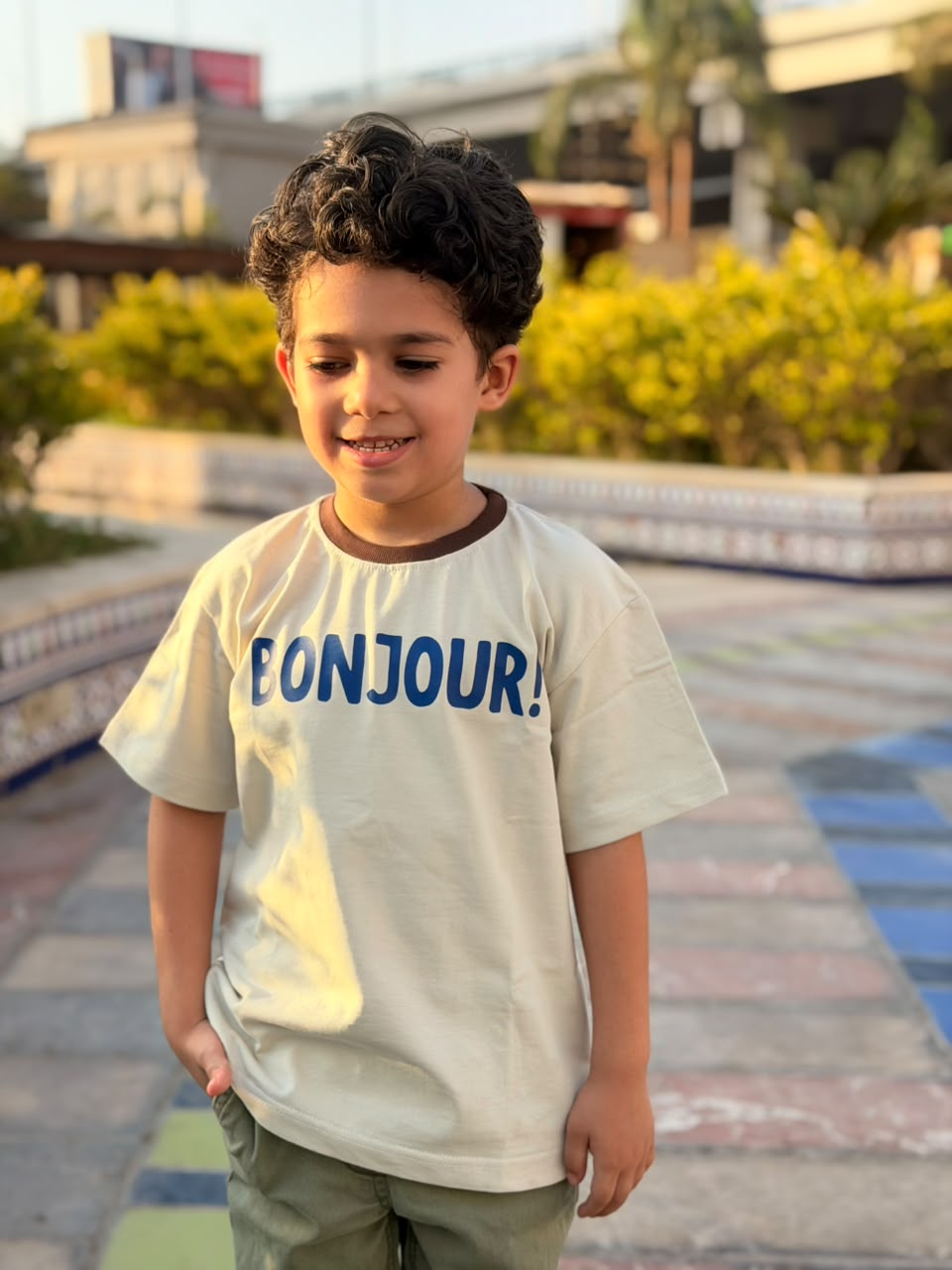 Bonjour Oversized Tee – Creamy